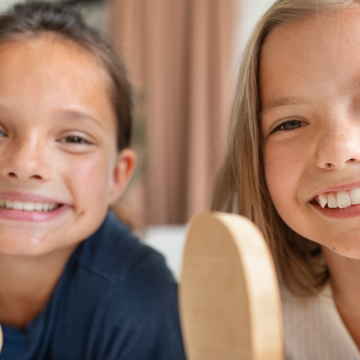 why do kids get siver teeth
